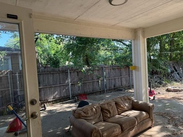 624  Harrison Lane , Hurst Texas 76053