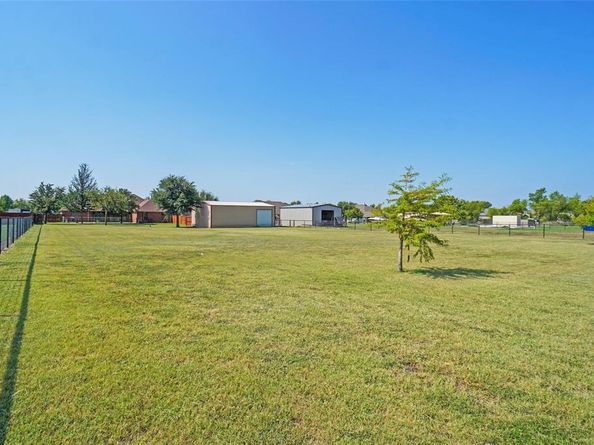 11360  Hill Country Circle , Ponder Texas 76259