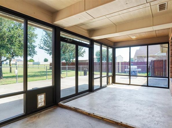 11360  Hill Country Circle , Ponder Texas 76259