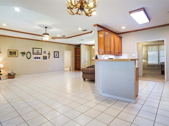 11360  Hill Country Circle , Ponder Texas 76259