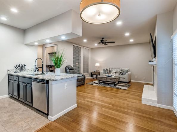 7525  Holly Hill Drive  1, Dallas Texas 75231