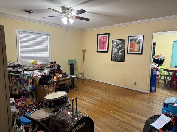 6230  Reiger Avenue , Dallas Texas 75214
