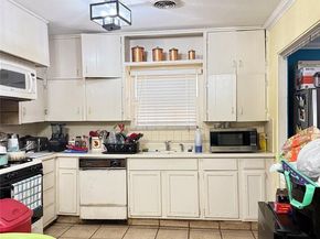6230  Reiger Avenue , Dallas Texas 75214