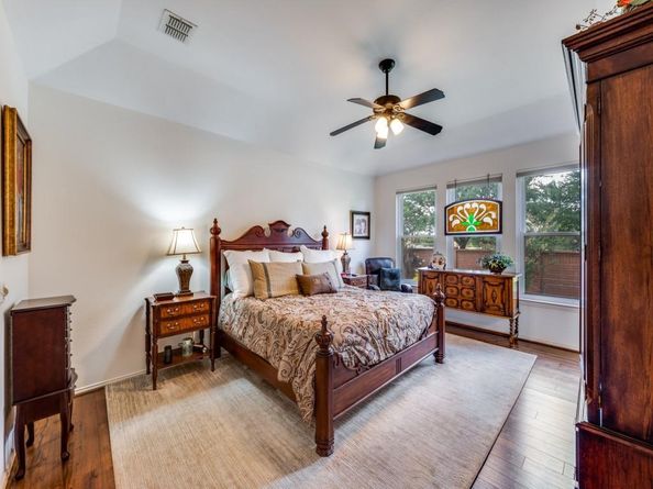 688  Rockledge Court , Frisco Texas 75036