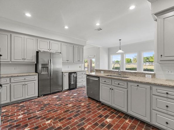 1305  Laurence Drive , Heath Texas 75032