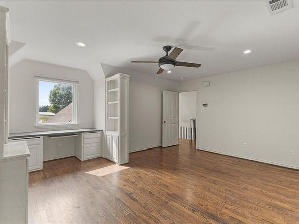 1305  Laurence Drive , Heath Texas 75032