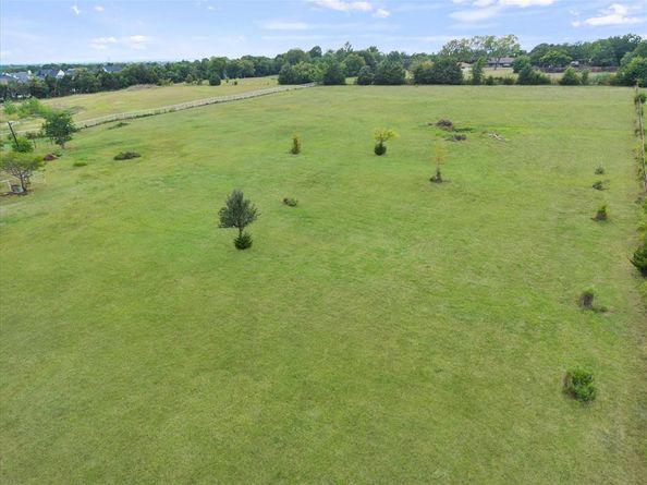 1305  Laurence Drive , Heath Texas 75032