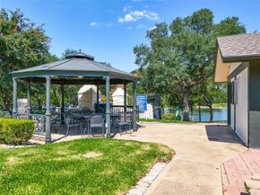 1707  Marsh Lane , Carrollton Texas 75006