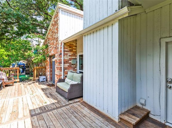 1707  Marsh Lane , Carrollton Texas 75006