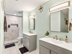 1707  Marsh Lane , Carrollton Texas 75006