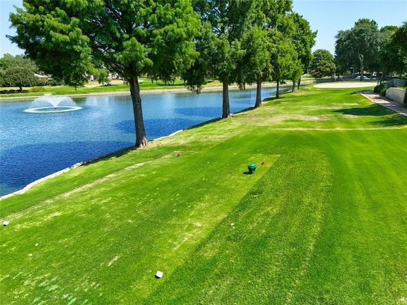 1707  Marsh Lane , Carrollton Texas 75006