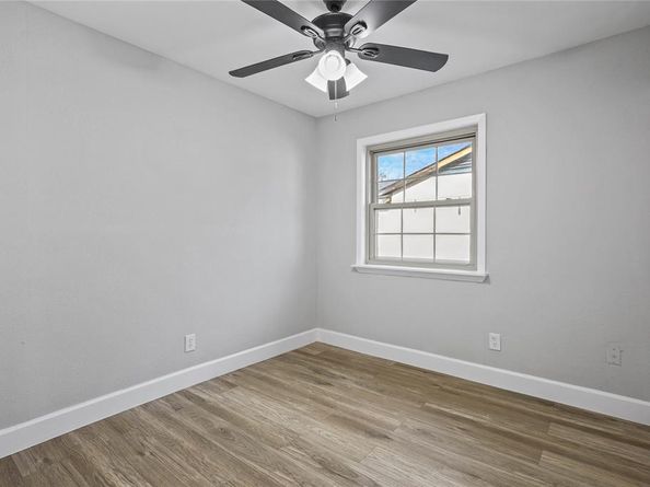 3832  Stateoak Drive , Dallas Texas 75241