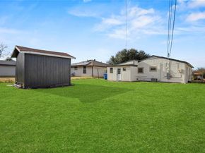 3832  Stateoak Drive , Dallas Texas 75241