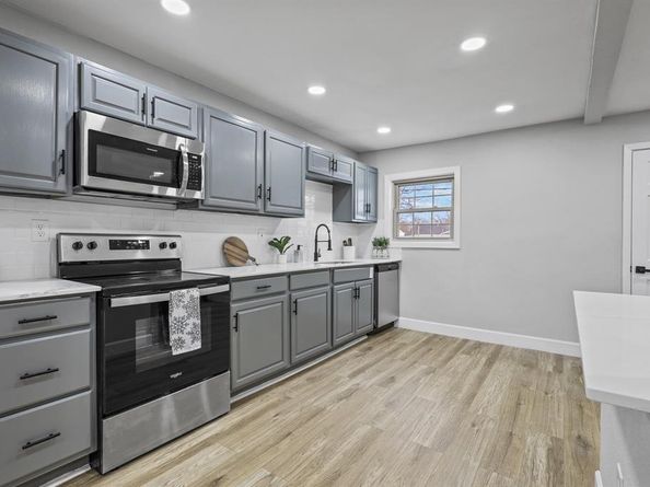 3832  Stateoak Drive , Dallas Texas 75241