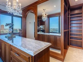 2300  WOLF Street  19A, Dallas Texas 75201