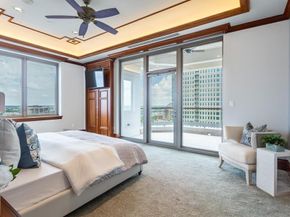 2300  WOLF Street  19A, Dallas Texas 75201