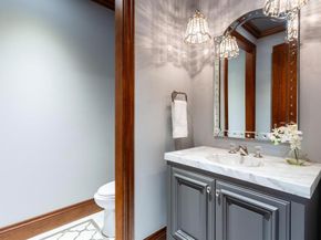 2300  WOLF Street  19A, Dallas Texas 75201