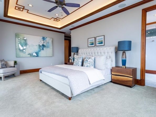 2300  WOLF Street  19A, Dallas Texas 75201
