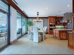 2300  WOLF Street  19A, Dallas Texas 75201