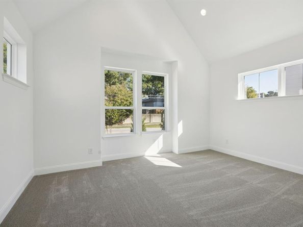 9620  Mav Lane , Dallas Texas 75238