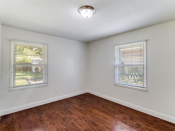 11351  Lippitt Avenue , Dallas Texas 75218