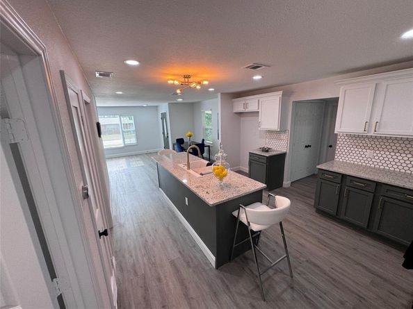 3217  Sappington Place , Fort Worth Texas 76116