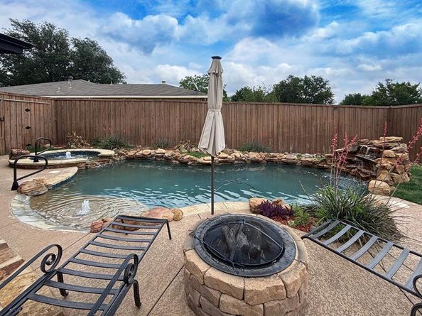 1714  Canterbury Lane , Lewisville Texas 75067
