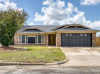 7428  Ridge Road W