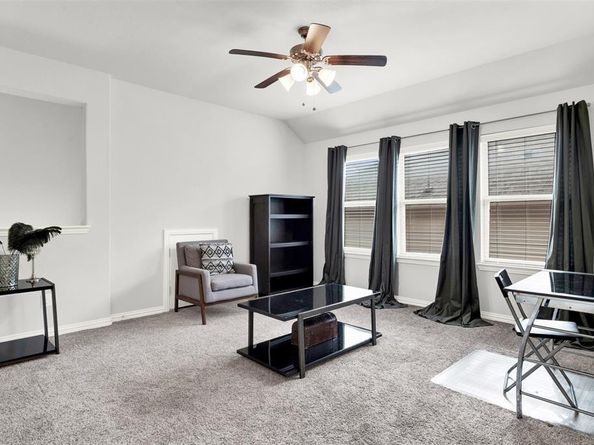912  Summer Lane , McKinney Texas 75071