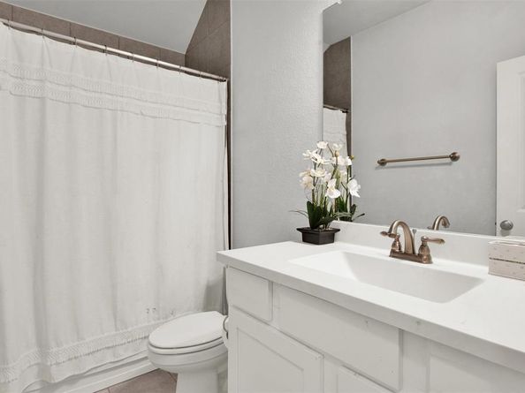 912  Summer Lane , McKinney Texas 75071