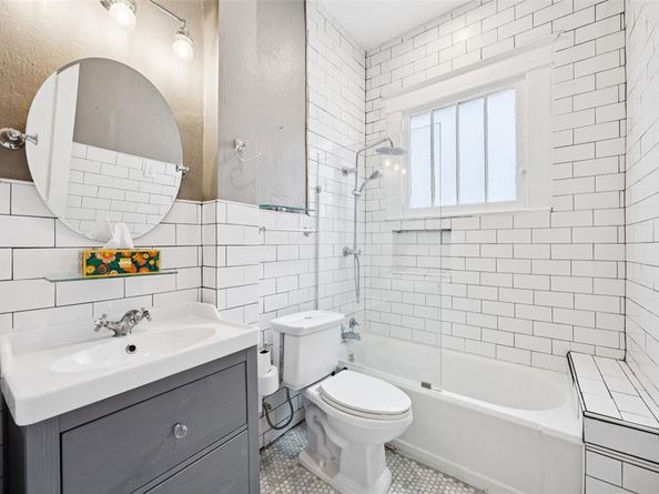 326 S Windomere  , Dallas Texas 75208