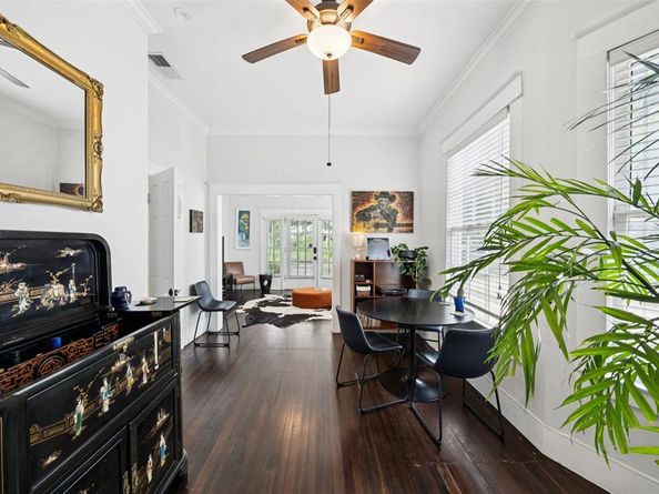 326 S Windomere  , Dallas Texas 75208