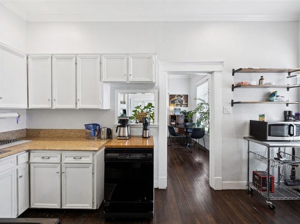 326 S Windomere  , Dallas Texas 75208