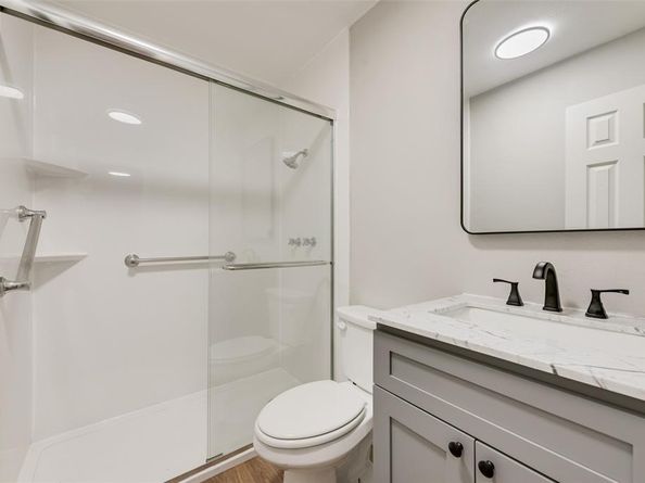 802 E Vista Drive , Garland Texas 75041