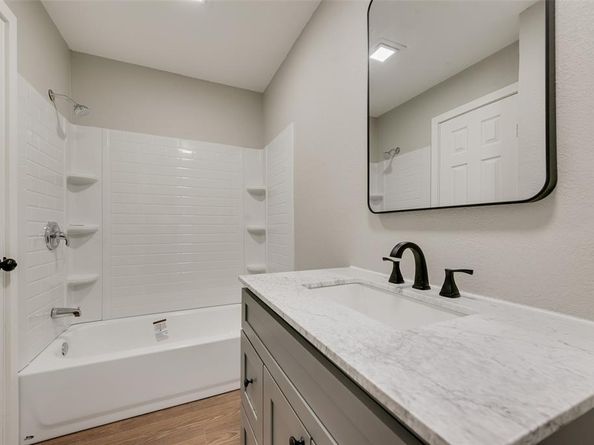 802 E Vista Drive , Garland Texas 75041