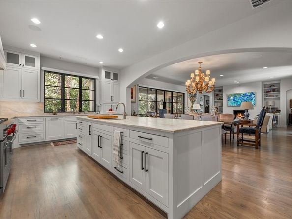 1909  Westover Square , Fort Worth Texas 76107