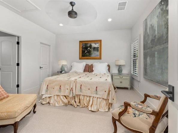 1909  Westover Square , Fort Worth Texas 76107