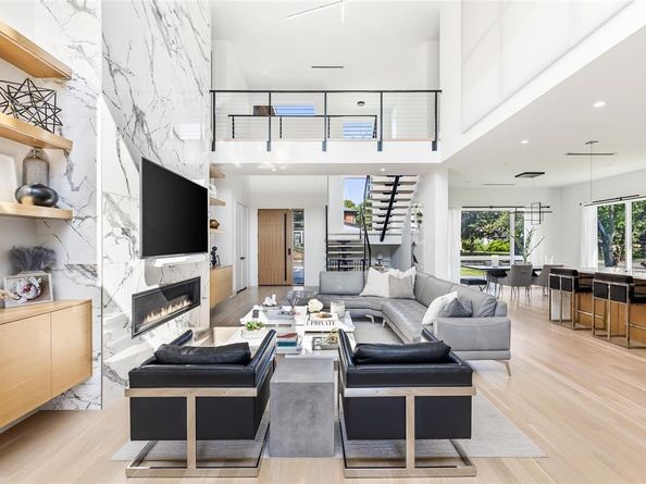 9943  Coppedge Lane , Dallas Texas 75220