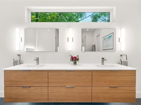 9943  Coppedge Lane , Dallas Texas 75220