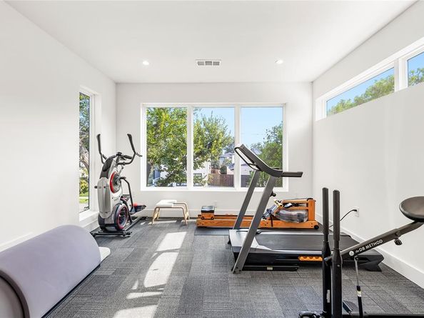 9943  Coppedge Lane , Dallas Texas 75220