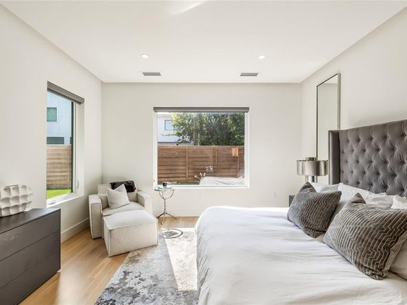 9943  Coppedge Lane , Dallas Texas 75220