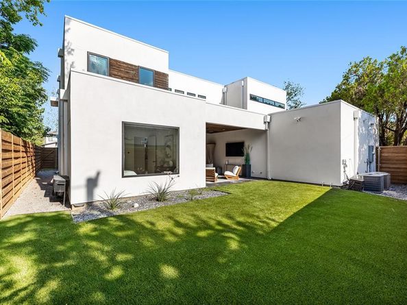 9943  Coppedge Lane , Dallas Texas 75220