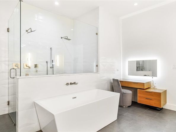 9943  Coppedge Lane , Dallas Texas 75220