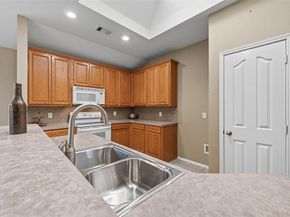 7239  Jurassic Drive , Arlington Texas 76002