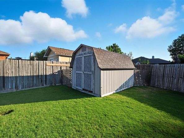 7239  Jurassic Drive , Arlington Texas 76002