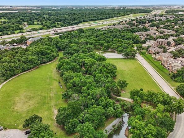 934  Brook Forest Lane , Euless Texas 76039