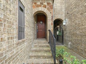 934  Brook Forest Lane , Euless Texas 76039