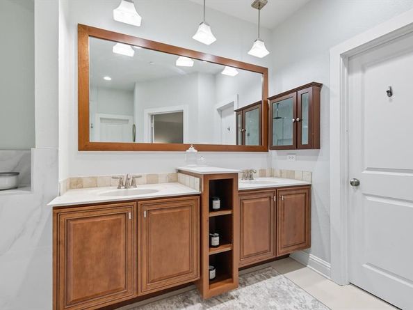 934  Brook Forest Lane , Euless Texas 76039