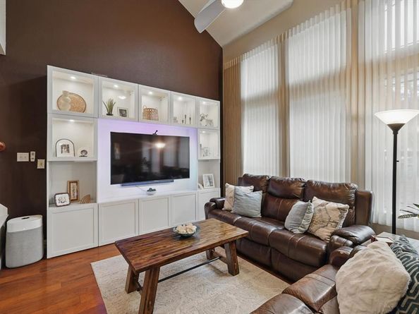 934  Brook Forest Lane , Euless Texas 76039