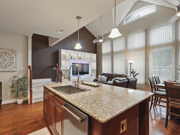 934  Brook Forest Lane , Euless Texas 76039